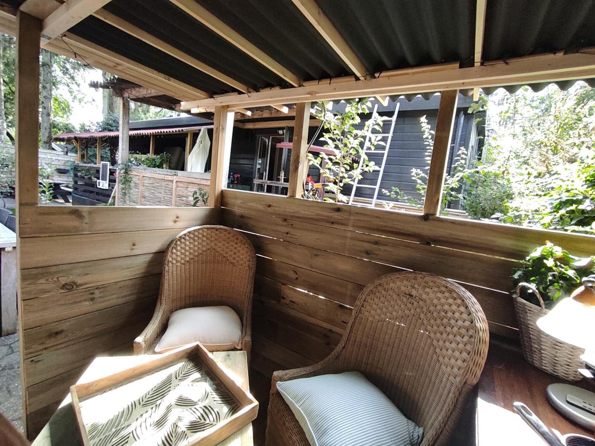 "Tempat Senang" Chalet On The Beautiful Veluwe With Airco Sauna Bbq Jacuzzi Beamer And Dog بوتِنْ المظهر الخارجي الصورة