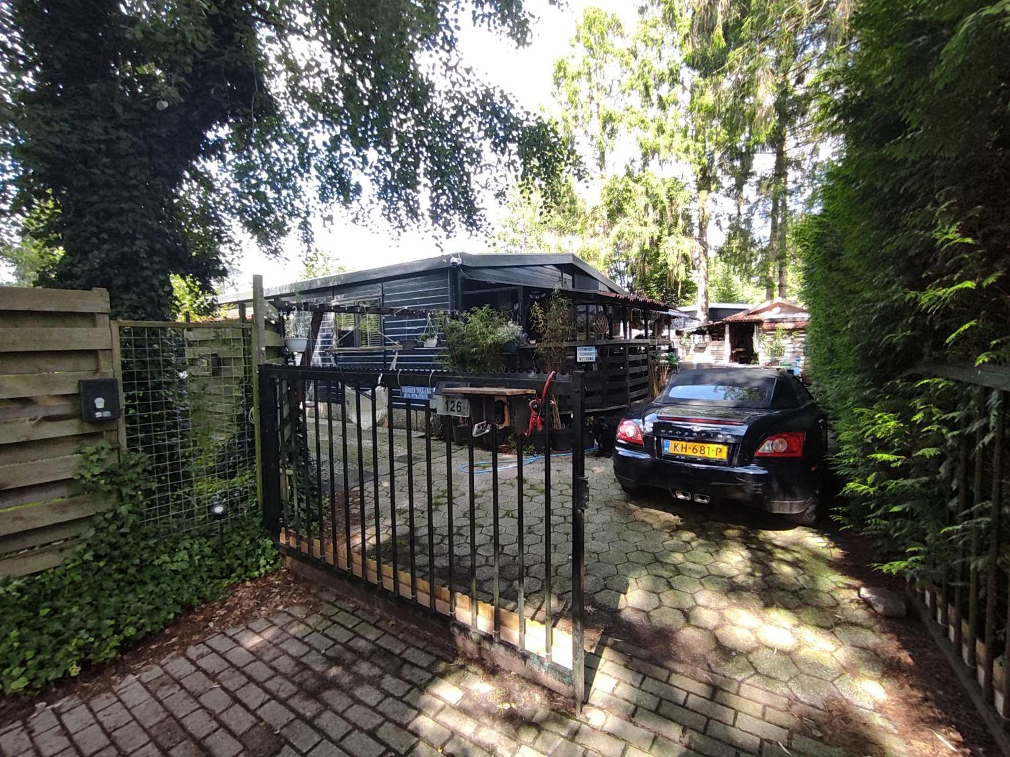 "Tempat Senang" Chalet On The Beautiful Veluwe With Airco Sauna Bbq Jacuzzi Beamer And Dog بوتِنْ المظهر الخارجي الصورة